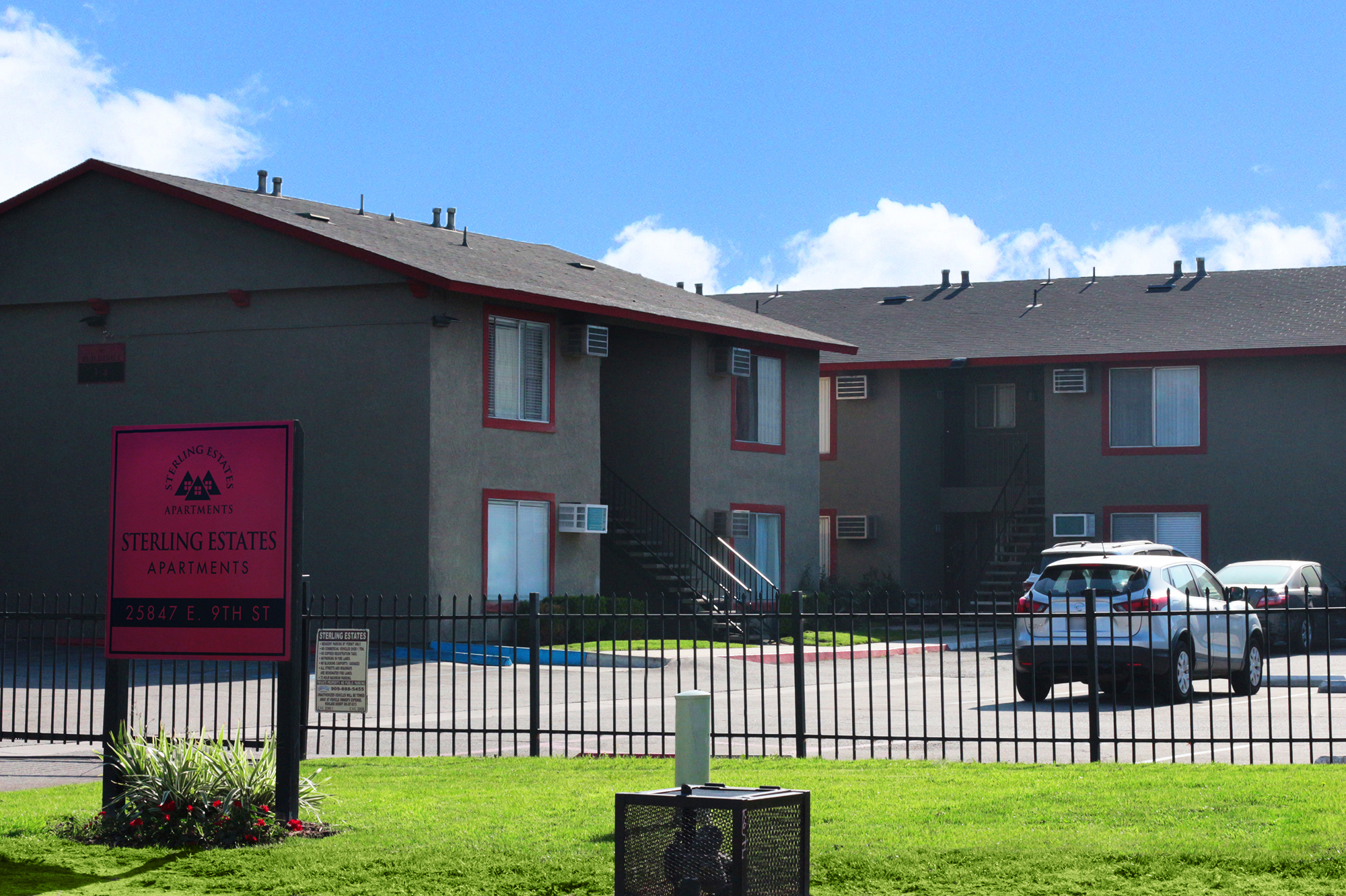 This image shows the exterior photo of Sterling Estates Apartments